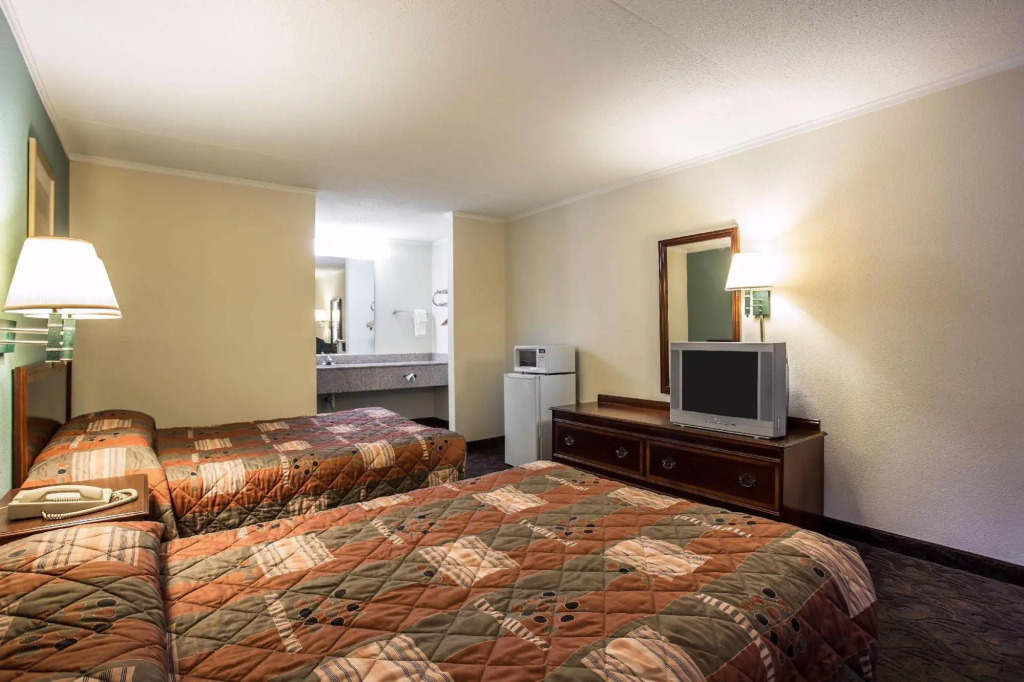 Way Inn and Conference Center - photo 6