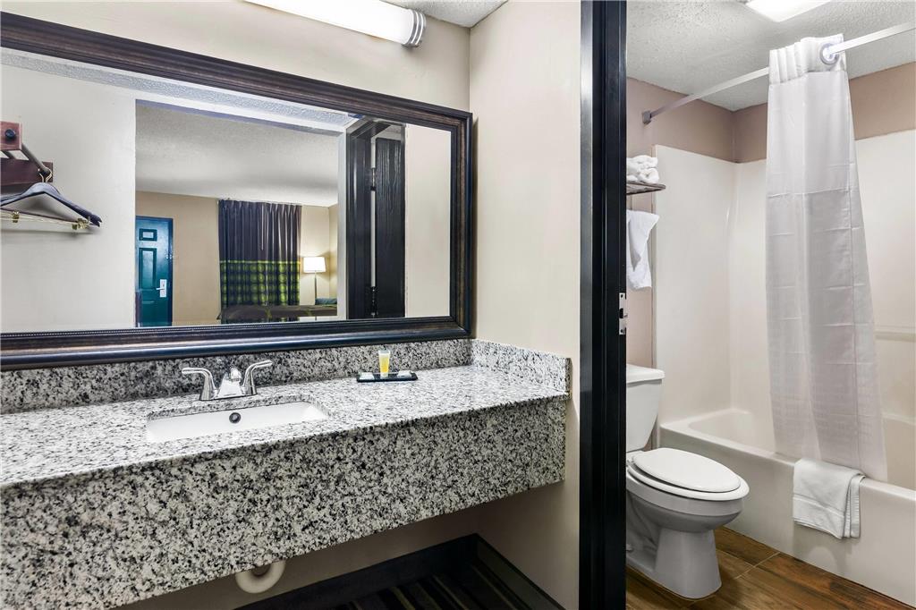 Super 8 by Wyndham Columbia - photo 25