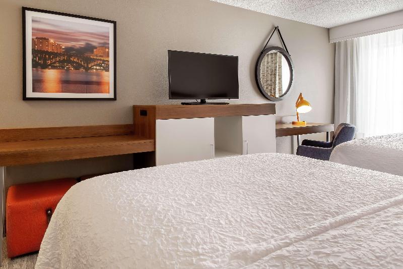 Hampton Inn Rockford - photo 37