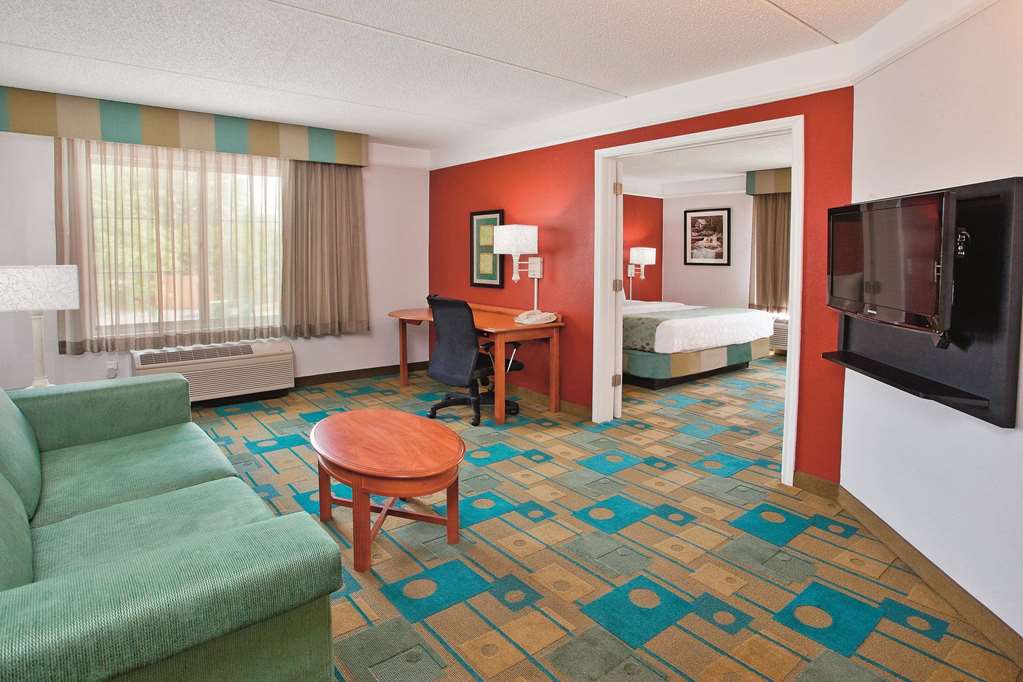 La Quinta Inn & Suites by Wyndham Winston Salem - photo 36