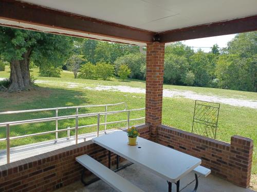 Lakeland Way in Jefferson, United States