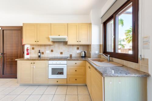 Villa Iris by Ezoria Villas