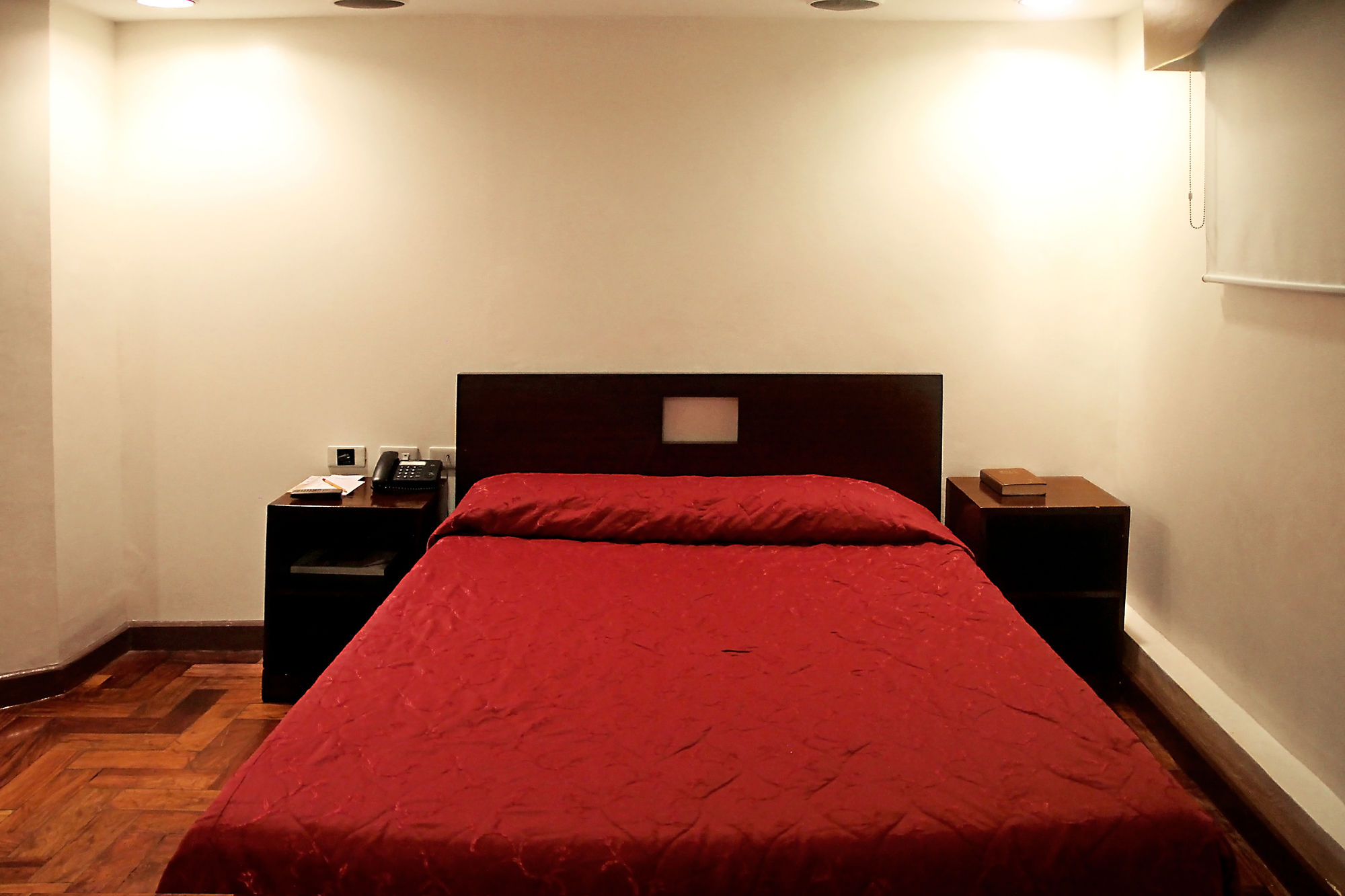 Cherry Blossoms Hotel