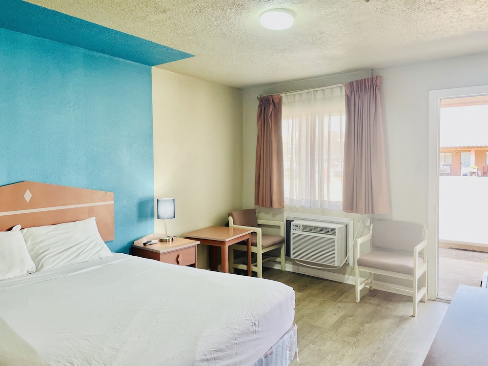 San Miguel Inn - photo 11
