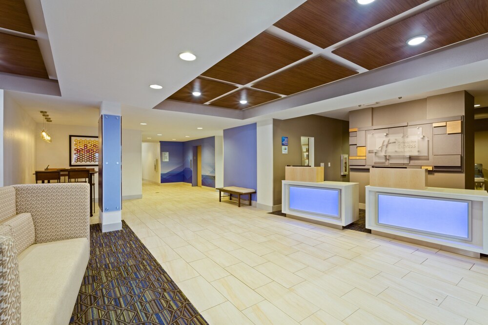 Holiday Inn Express Hotel & Suites Tavares Leesburg by IHG - photo 28