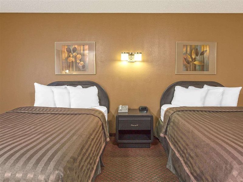 Travelodge Seattle University