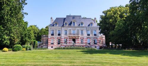 Cha Teau De Saint Germain - last minute hotel in Saint-Germain-Du-Plain