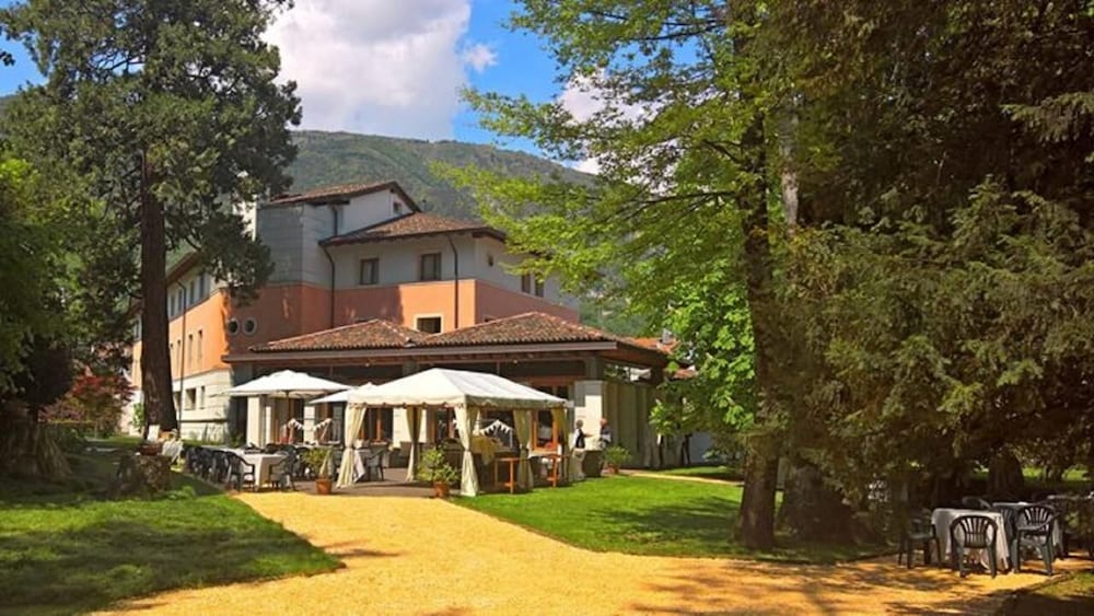 Eurohotel Palace Maniago — 4-Star Luxury Hotel in Maniago, Italy