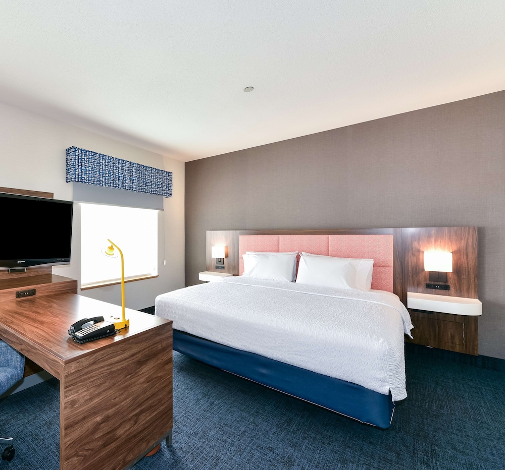 Hampton Inn & Suites Pittsburg CA - photo 25