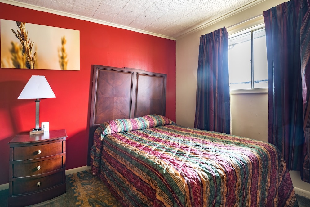 OYO Hotel Holly Springs MS - photo 11