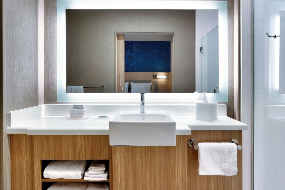 SpringHill Suites by Marriott Cottonwood - photo 22