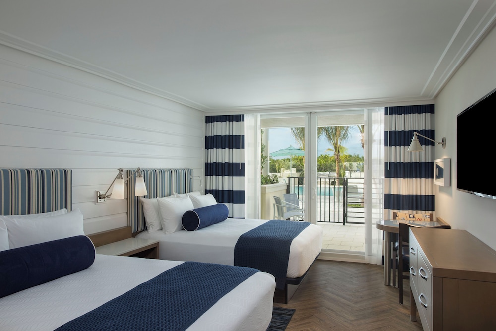 Hutchinson Shores Resort & Spa - photo 18