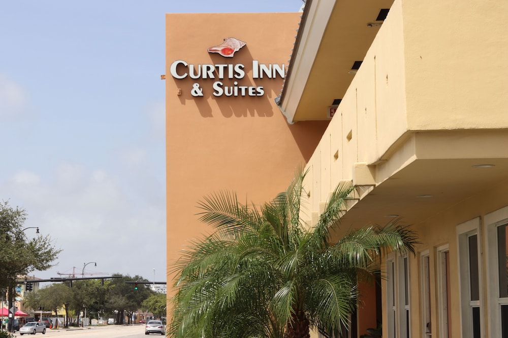 Curtis Inn & Suites - photo 38
