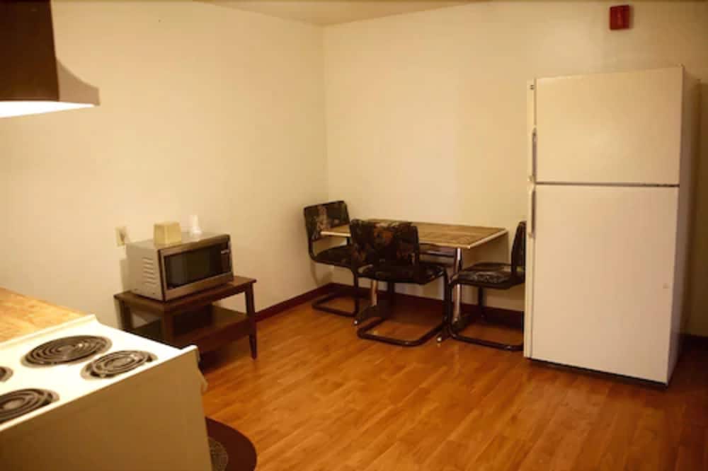 Econo Inn Anchorage - photo 17