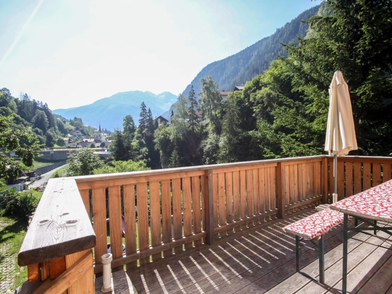 Chalet Am Arlberg by Interhome — 4-Star Luxury Hotel in Strengen, Austria