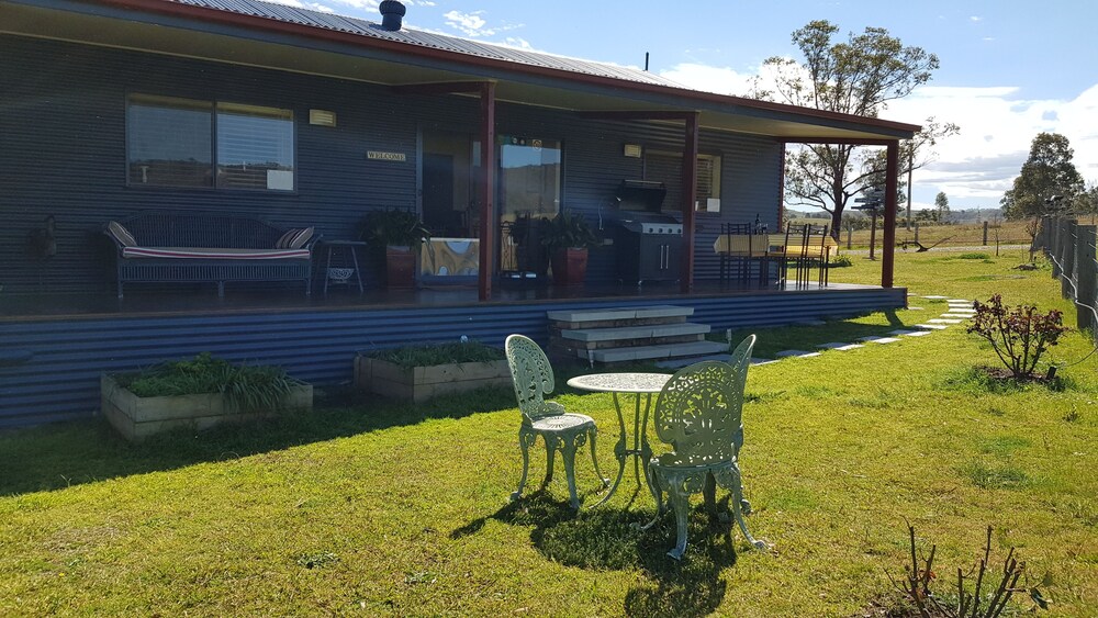 The Wattle Lodge — 4-Star Luxury Hotel in Maitland, Australia