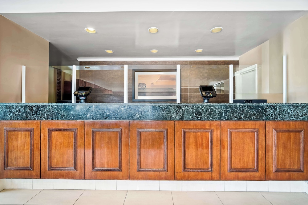 Best Western Merry Manor Inn - photo 2