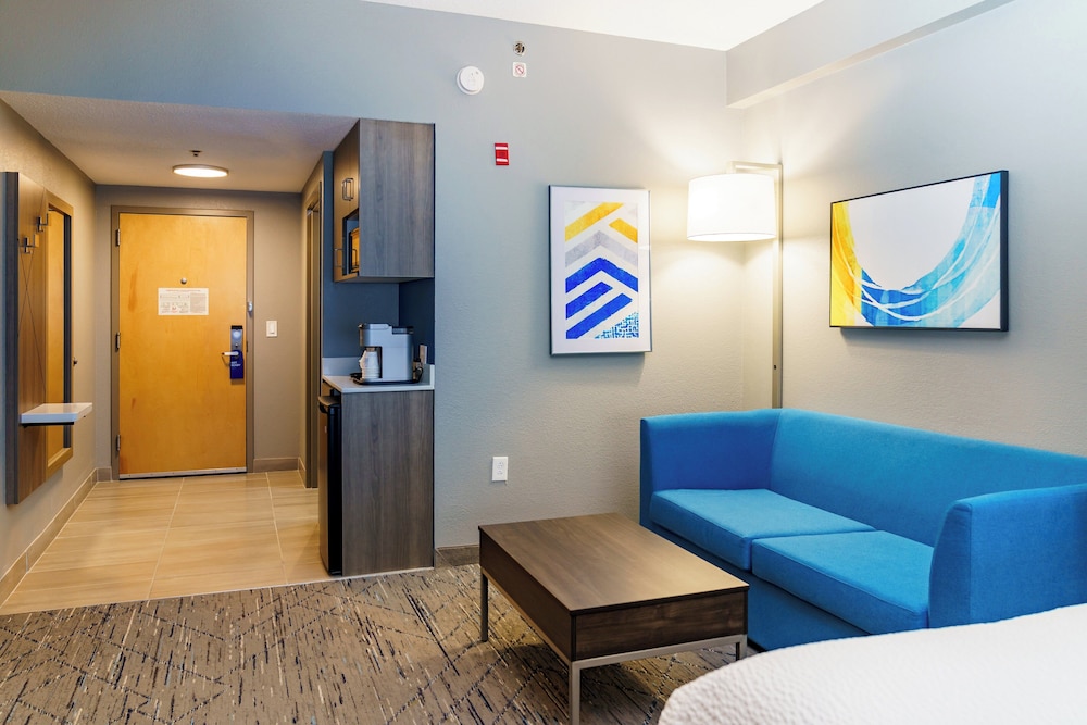 Holiday Inn Express Hotel & Suites Raleigh SW NC State by IHG - photo 16