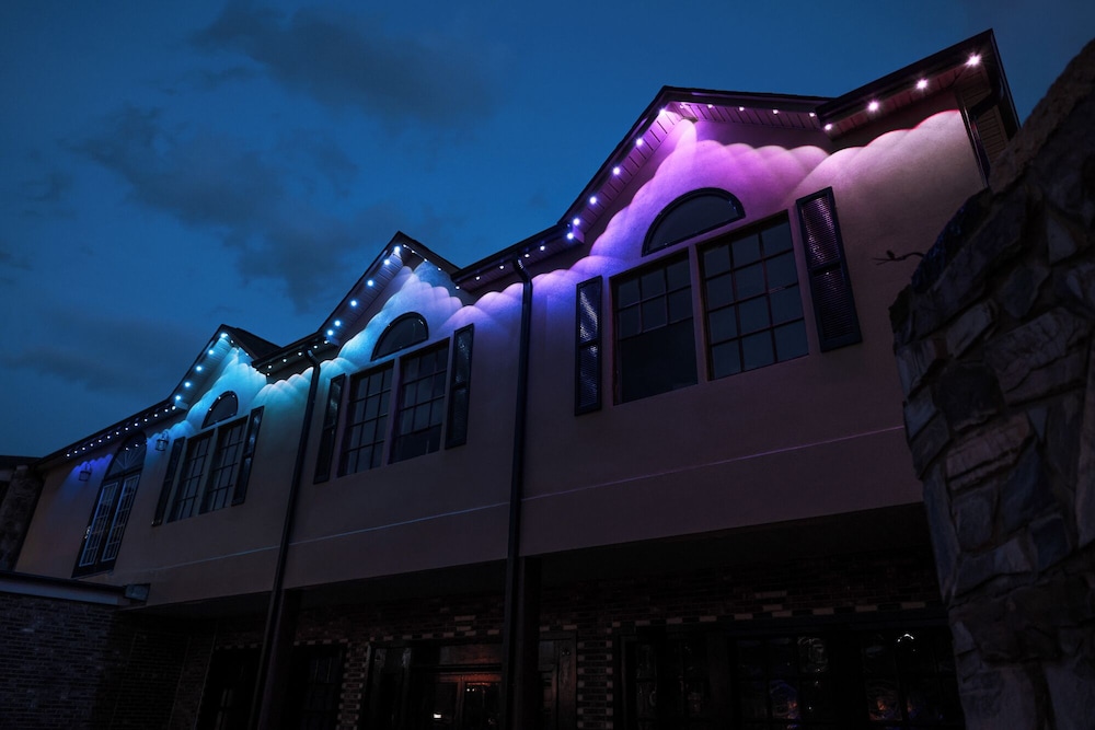Riverside Inn & Suites by OYO Danville Ceaser Casino - photo 54