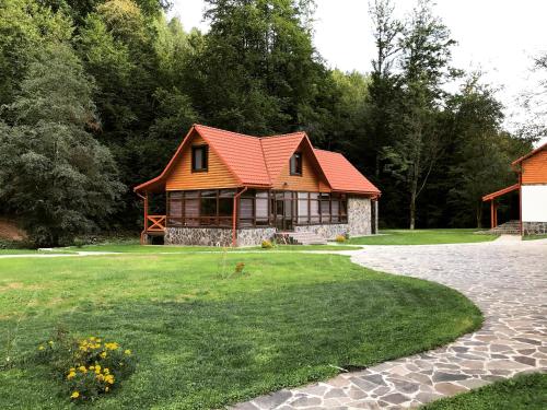 Darino — Svalyava — photo 4