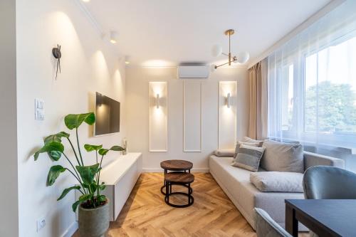 Apartament Przyjemny Klimatyzacja PW INVEST HOME — 4-Star Luxury Hotel in Kedzierzyn-Kozle, Poland