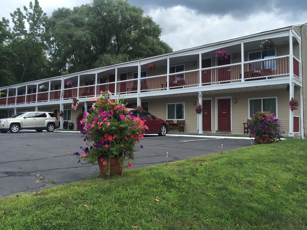 Cozy Corner Motel - photo 26