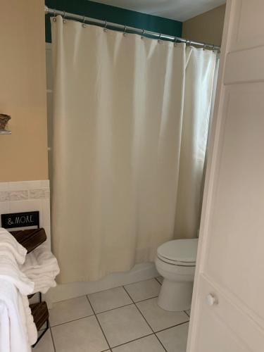 Key Falls Inn — Brevard — photo 4