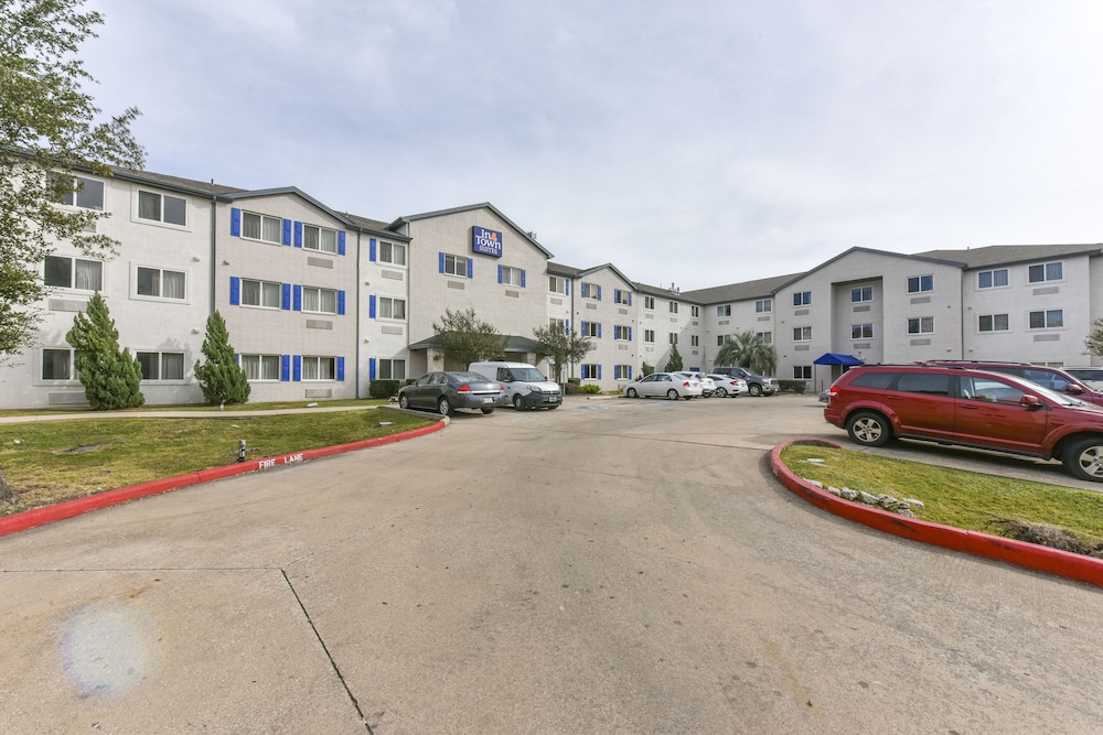 InTown Suites Extended Stay Austin TX Research Blvd - photo 27