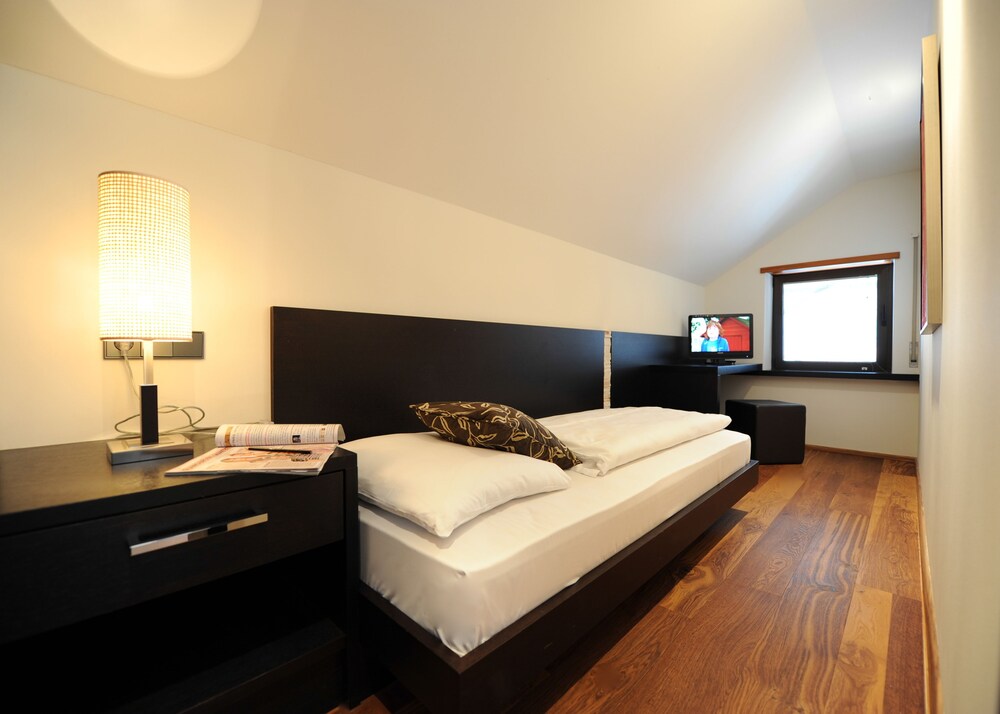 Hotel Vier Jahreszeiten - carbon neutral hotel in Silandro