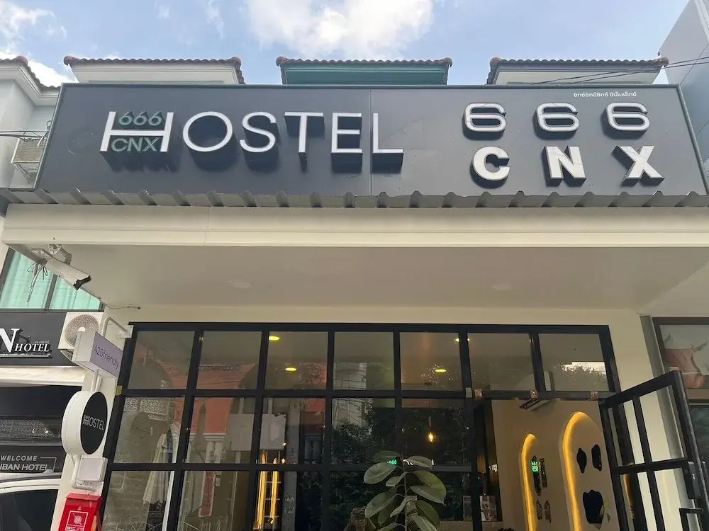666 Cnx Hostel — 4-Star Luxury Hotel in Chiang Mai, Thailand