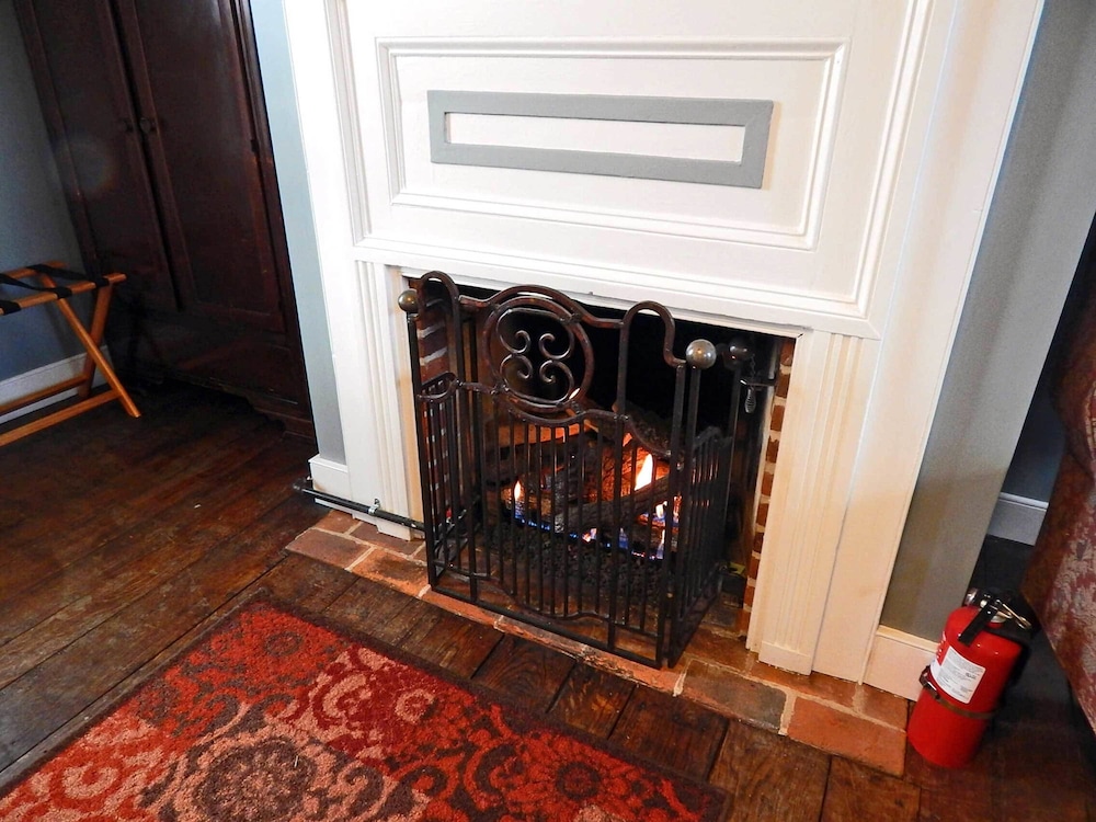 Battlefield Bed & Breakfast Inn - photo 8