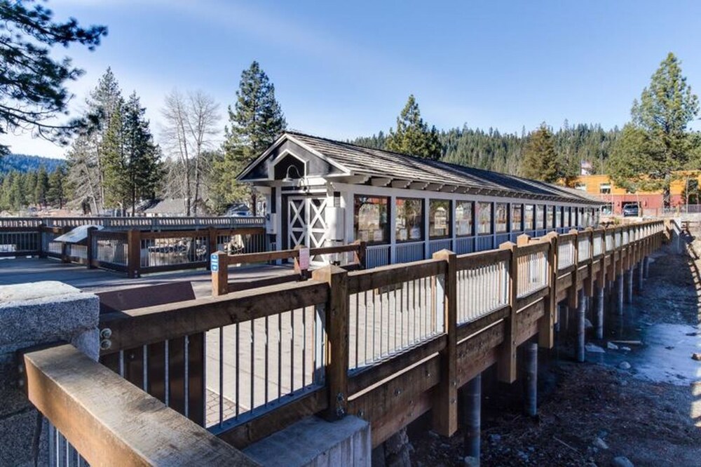 Tahoe Taverns 101 by Tahoe Mountain Properties VR - photo 19