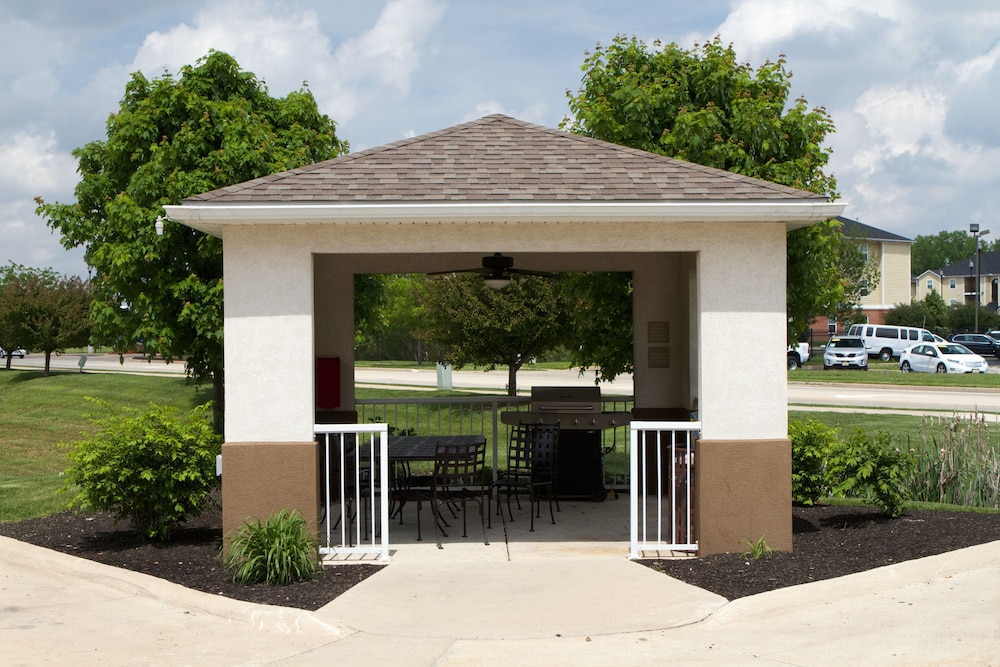 Candlewood Suites Champaign Urbana University Area by IHG - photo 40