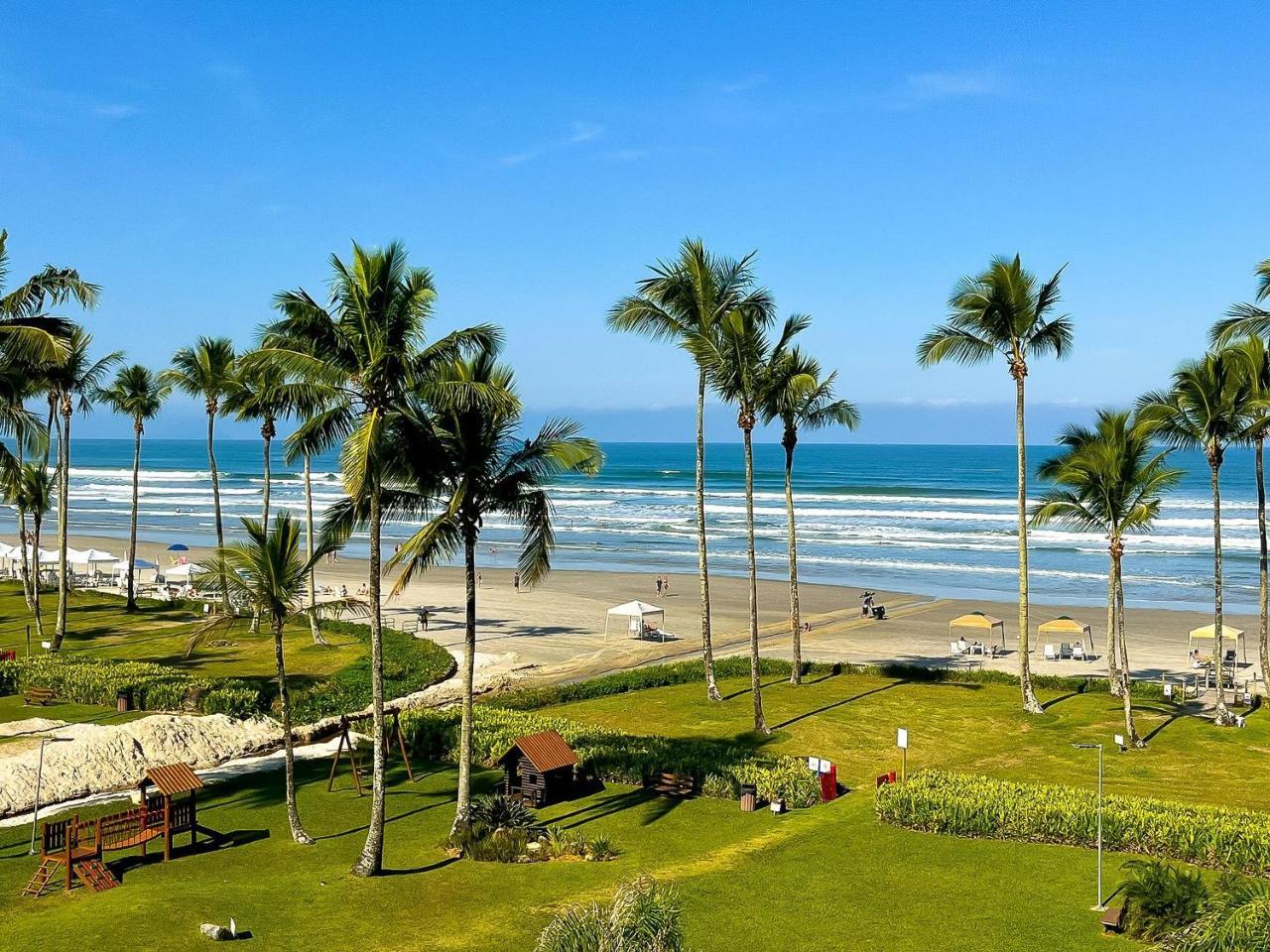 Riviera Pé na Areia Frontal Enxoval completo — 4-Star Luxury Hotel in Bertioga, Brasil
