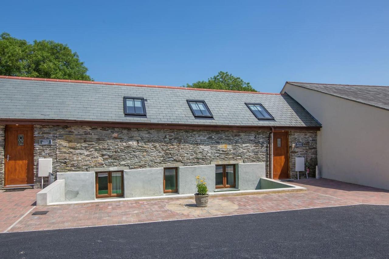 Hendra Retreat Milking Parlour Cottage North Cornwall — 4-Star Luxury Hotel in Camelford, United Kingdom
