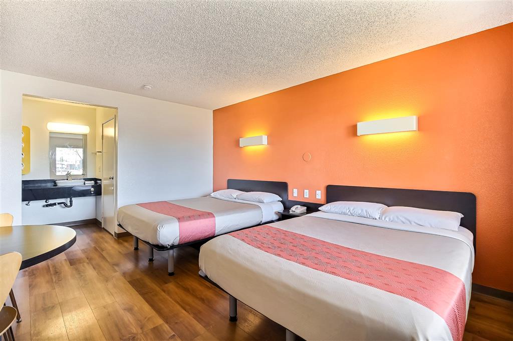 Motel 6 Oakland CA Embarcadero - photo 10