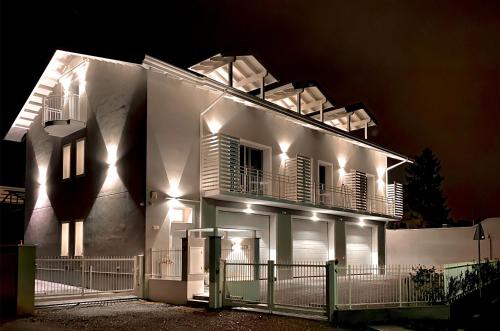 B&B Quattro Stagioni Charme and Wellness — 4-Star Luxury Hotel in Besnate, Italy