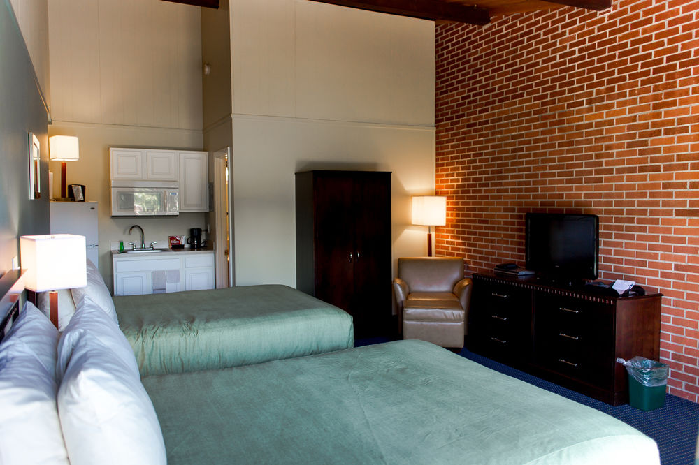 Inn at Deep Creek - photo 33