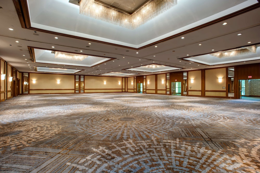 DoubleTree by Hilton Tulsa Warren Place - photo 68