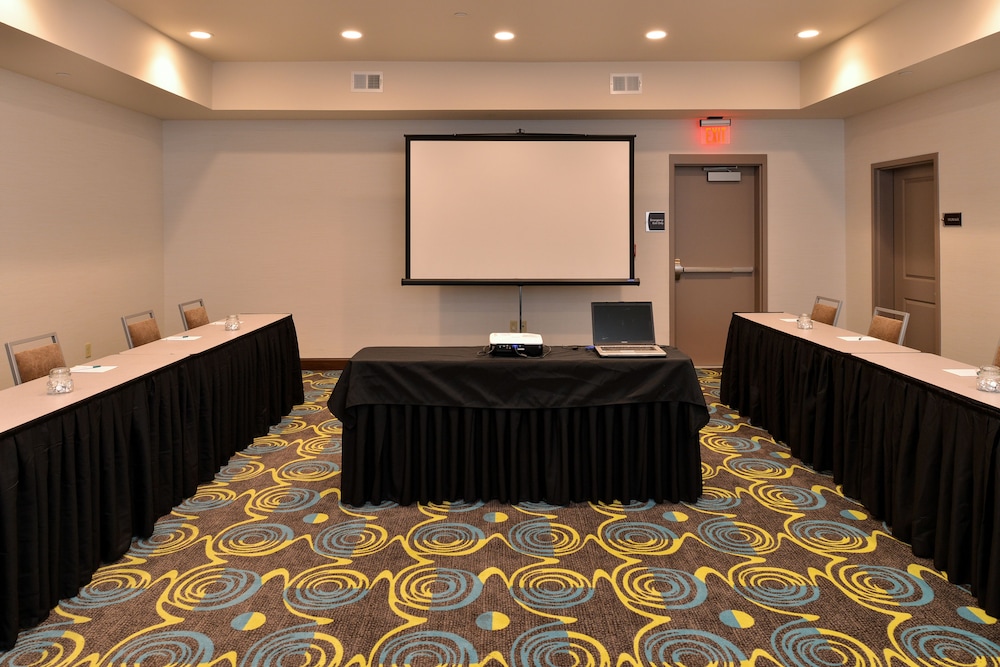 Homewood Suites By Hilton Cincinnati Mason - photo 55