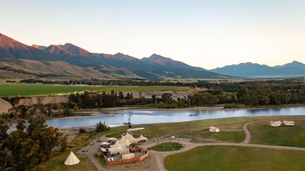 Under Canvas North Yellowstone - photo 49