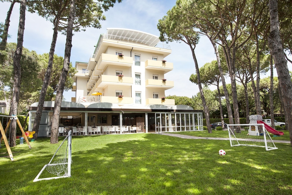 Hotel image of Aparthotel la Pineta