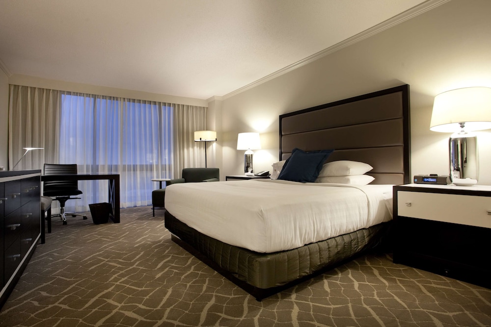 Hyatt Regency Birmingham The Wynfrey Hotel - photo 9