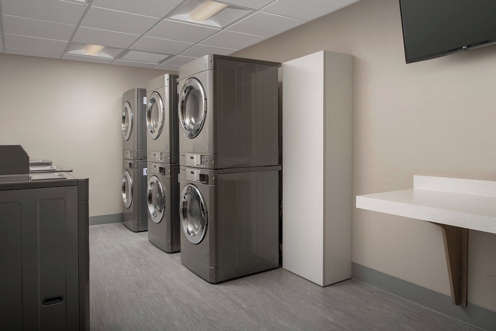 Residence Inn by Marriott Modesto North - photo 23