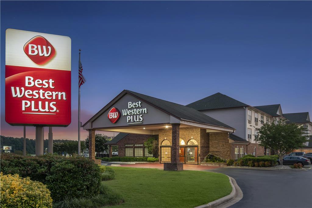 Best Western Plus Bessemer Hotel & Suites - photo 48