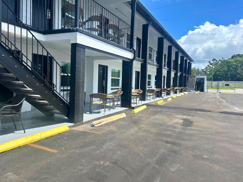 Gardenview in Tampa, United States