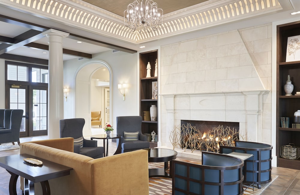 The Inn at Meadowbrook - photo 4