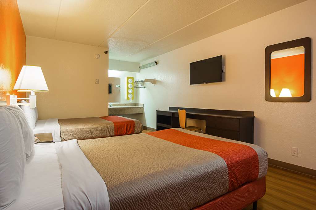 Motel 6 Tucker GA Atlanta Northeast - photo 13