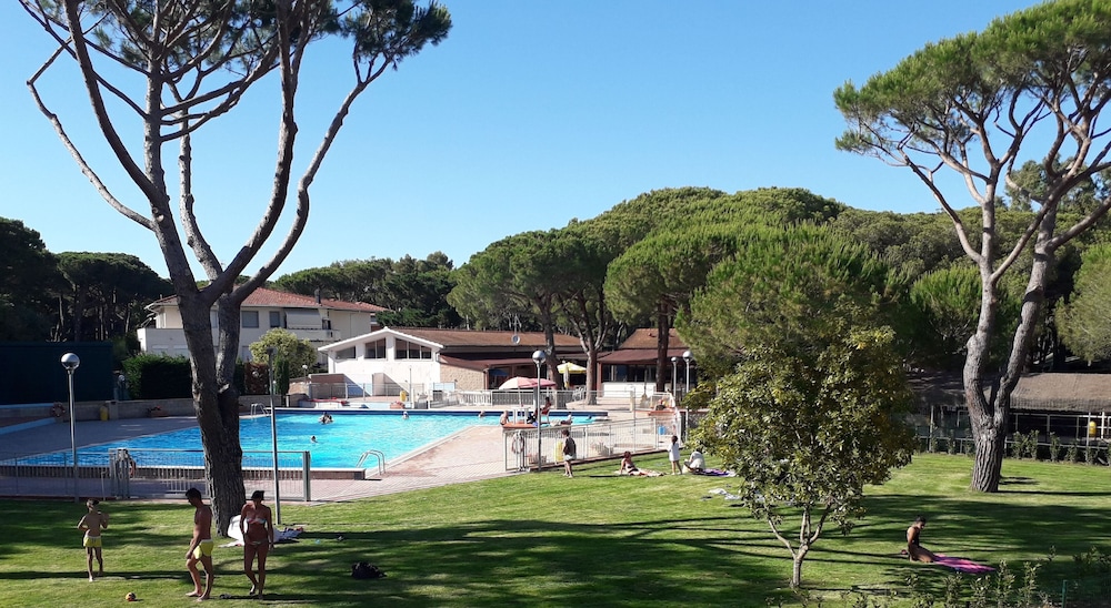 Il Campeggio del Forte - carbon neutral hotel in Bibbona