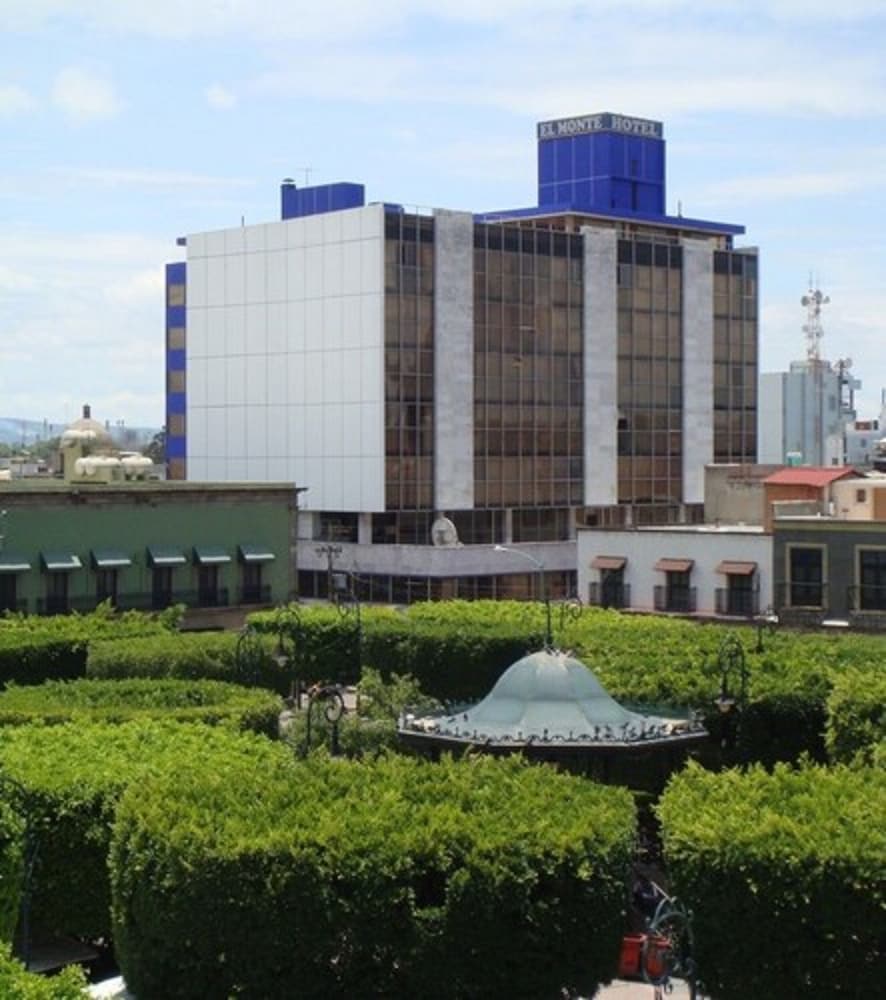 Hotel El Monte — Salamanca